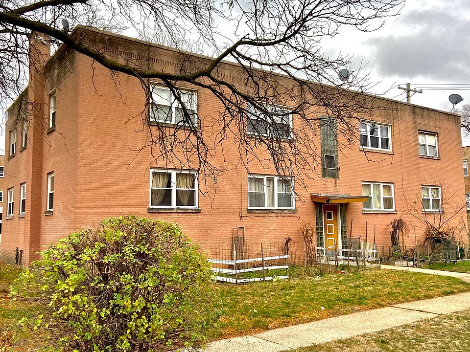 1st image of 2431 W Balmoral Ave #1