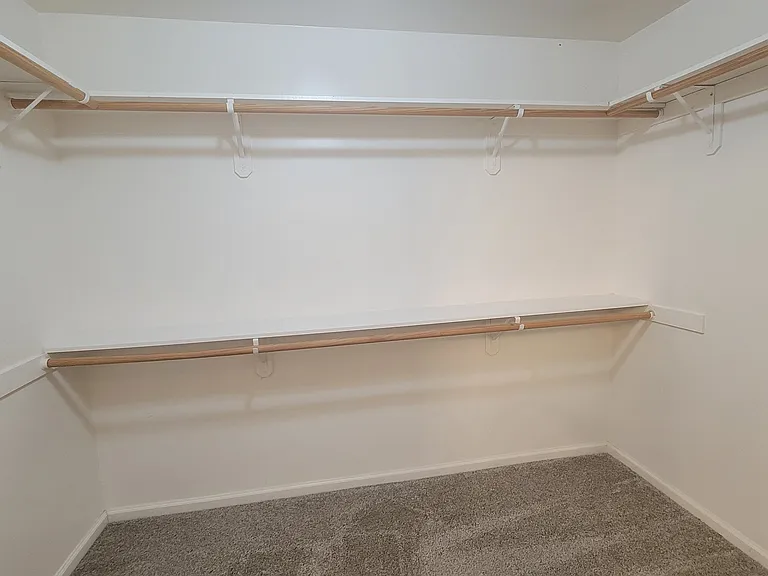 10919 Golden Valley Dr — Photo 14