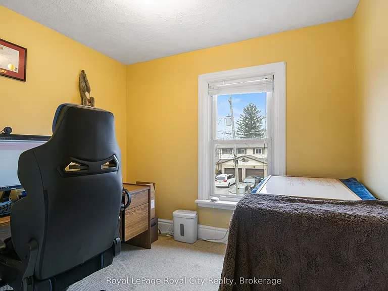 20 Crimea St — Photo 10