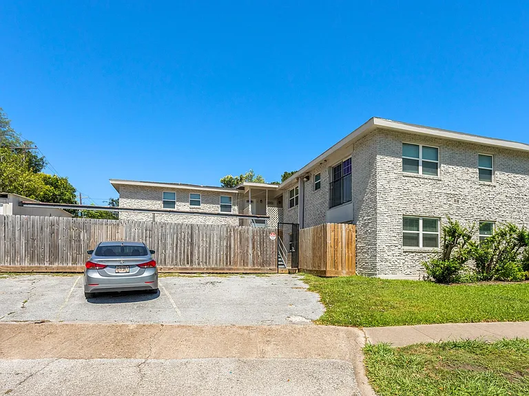 3601 Murworth Dr #6A — Photo 6