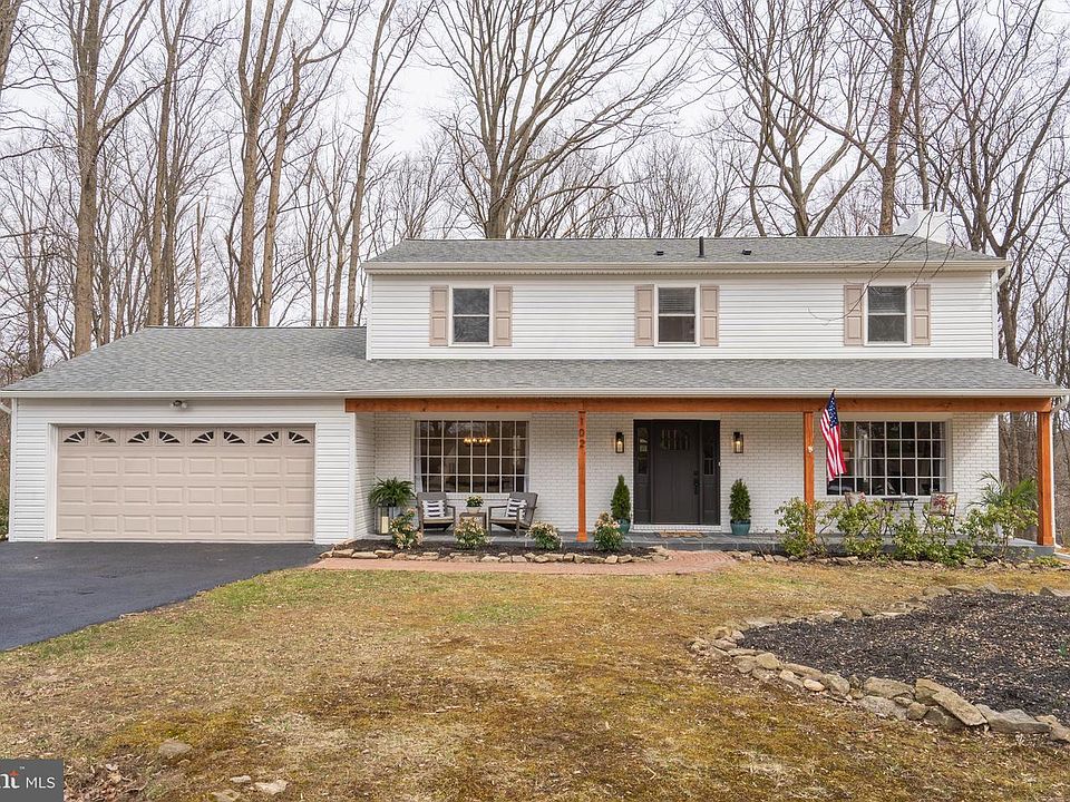 1st image of 102 Laurelwood Dr