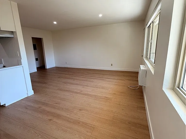 1651 Golden Gate Ave #2 — Photo 3