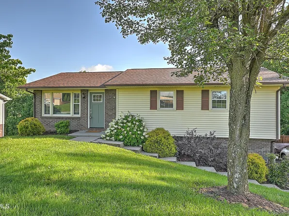 360 Ashley Dr, Bristol, VA 24201