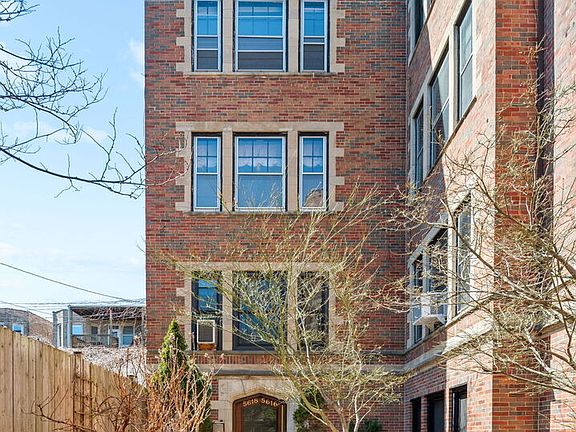 2nd image of 5618 S Blackstone Ave #3