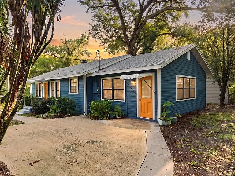 2206 Page Ave — Photo 1