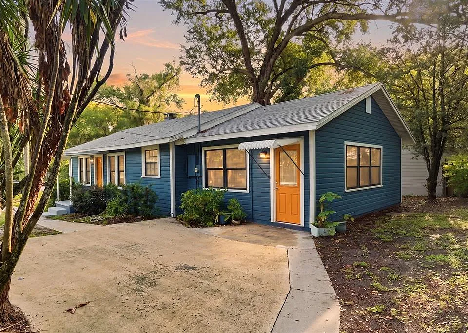 2206 Page Ave