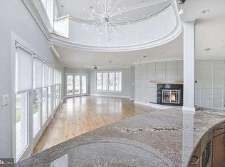 114 Henlopen Ave, Rehoboth Beach, DE 19971