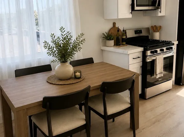 455 W Valencia Dr #D, Fullerton, CA 92832