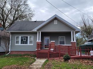 797 W Lafayette Ave, Jacksonville, IL 62650