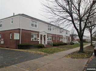 150 Vanderburgh Ave APT A, Rutherford, NJ 07070