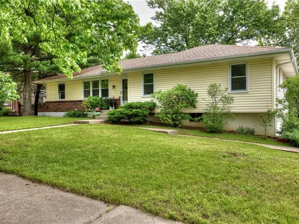 1016 NE 80th Ter, Kansas City, MO 64118