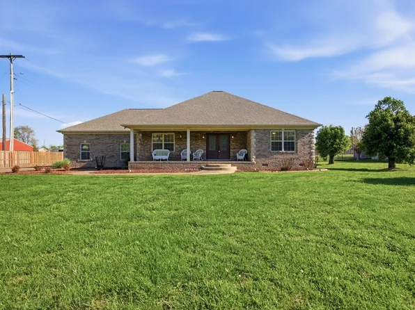 408 Weakley Creek Rd, Lawrenceburg, TN 38464