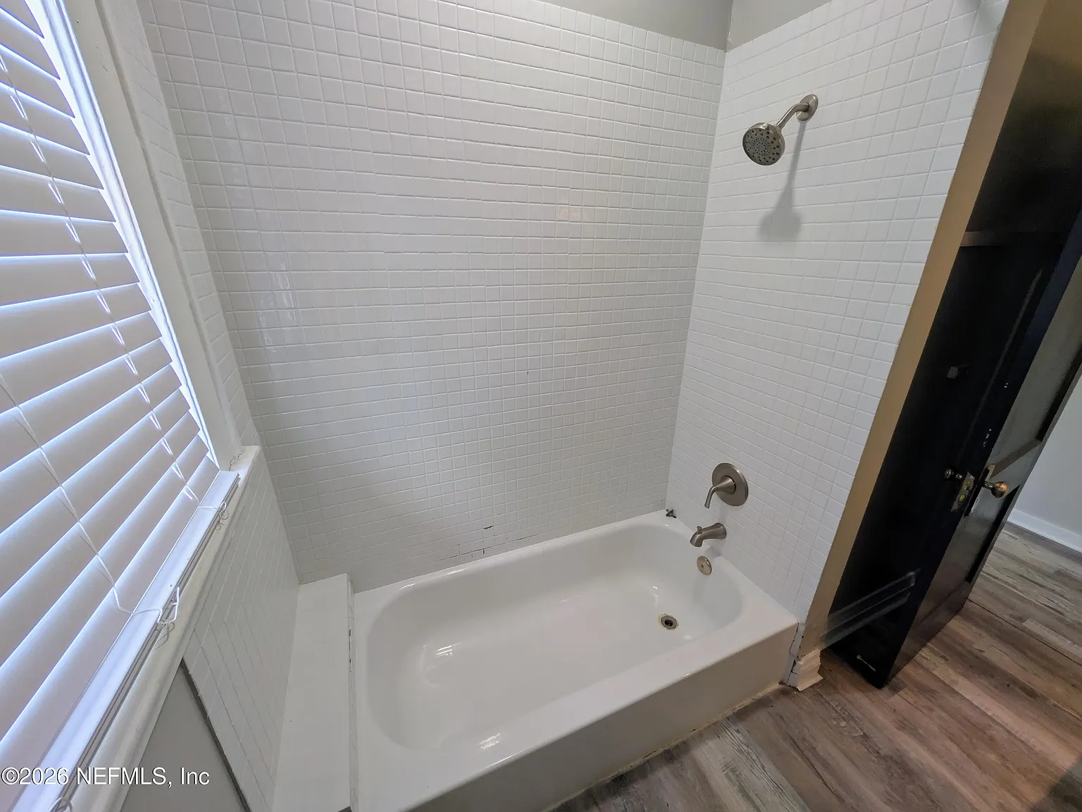 1 bed, 1.0 bath, 600 sqft, $1,195 — Photo 4