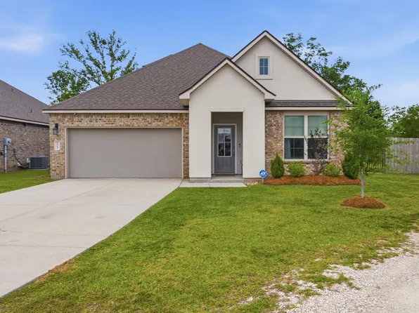 2404 Reserve Dr, Westlake, LA 70669