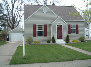 1358 Cornell Rd, Muskegon, MI 49441