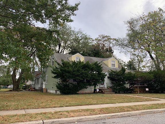 3rd image of 1154 Gerald St