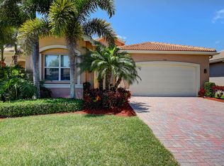 9080 Clearhill Rd, Boynton Beach, FL 33473