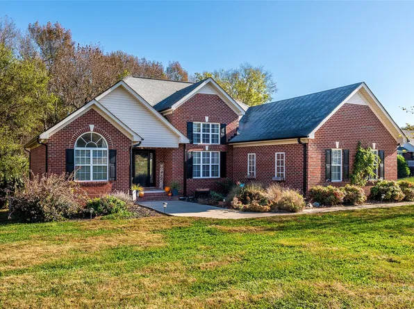 1811 Crossbridge Dr, Monroe, NC 28112