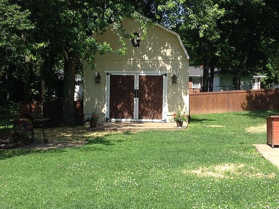 Large workshop with loft