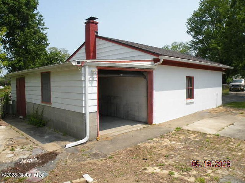 5th image of 11 Alta Road