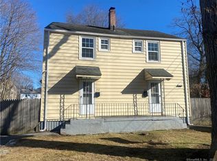 203-205 Priscilla St, Bridgeport, CT 06610
