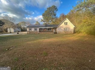 5518 Brinwick Dr, Rex, GA 30273