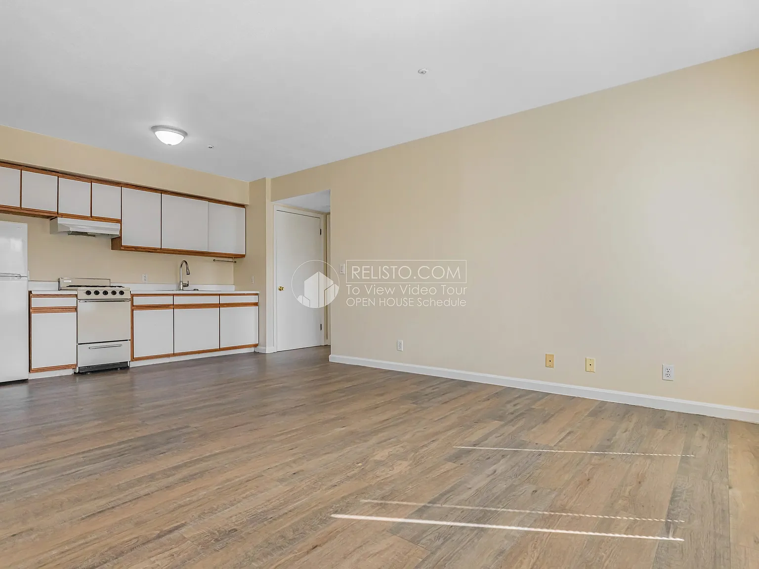 1 bed, 1.0 bath, $3,950 — Photo 4