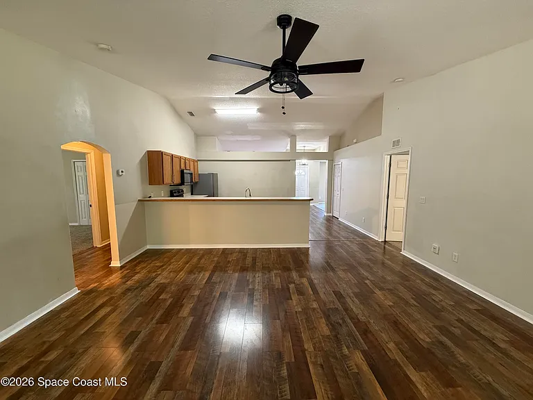 1266 Buffing Cir SE — Photo 9