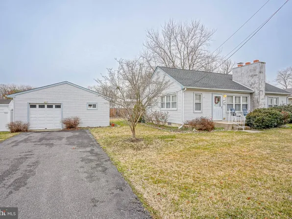 3 Kilnview Ave, Clayton, NJ 08312