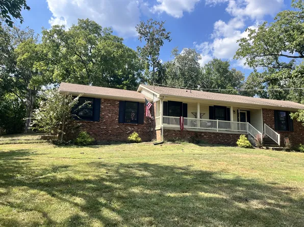 125 Mallard Dr, Hendersonville, TN 37075