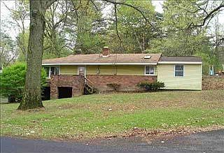 2nd image of 1486 Sunset Rd