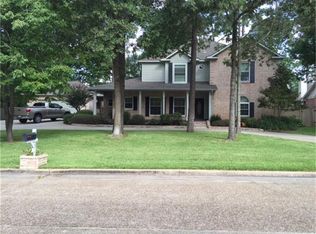 3327 Fitzgerald Dr, Montgomery, TX 77356