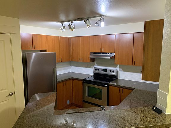 5th image of 7711 NE 175th St #310
