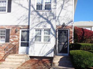 D4 Bradley Cir, Enfield, CT 06082