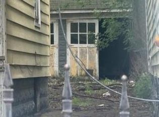 652 Grove St, Irvington, NJ 07111