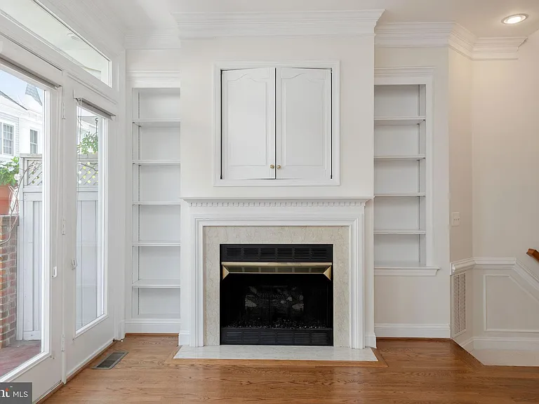 9 Franklin St — Photo 15