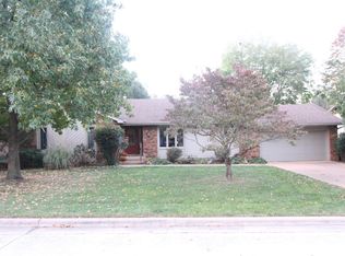 1360 E Lafayette St, Springfield, MO 65804