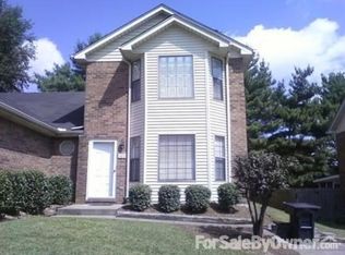 305 Hillside Ct, Murfreesboro, TN 37130