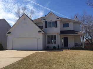 1132 SW Pacific Dr, Lees Summit, MO 64081