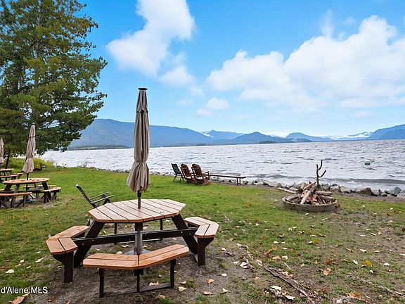 4th image of 113 Martin Bay Loop