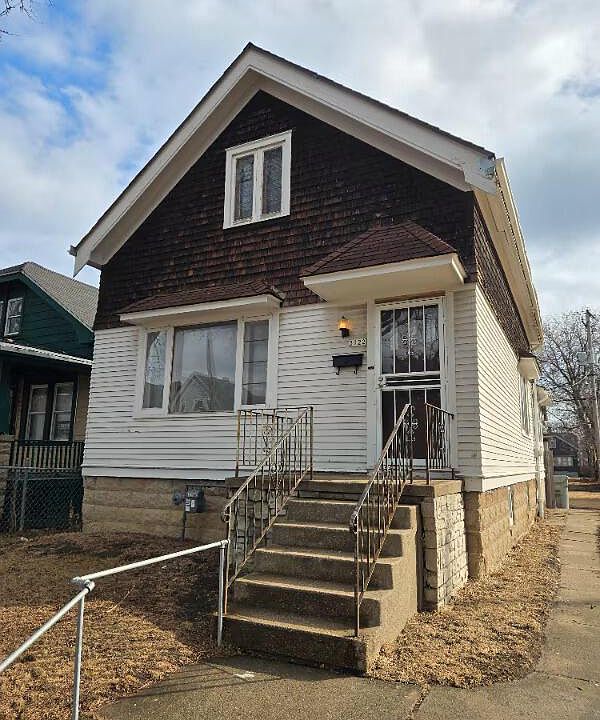 1st image of 3122 N 42nd STREET