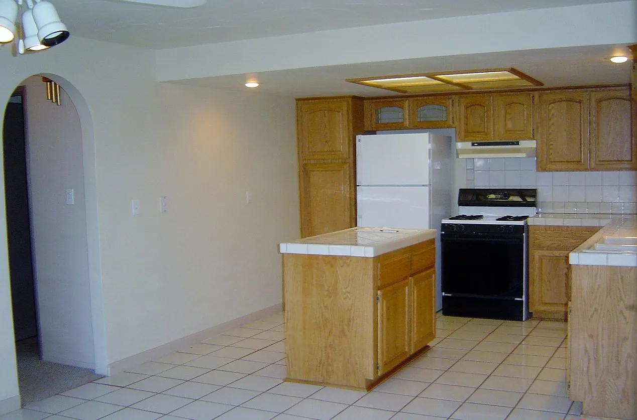 2625 Starks Way photo 1