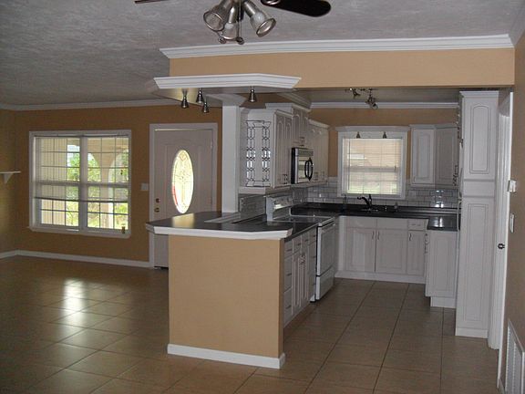 2nd image of 5230 38th Way S