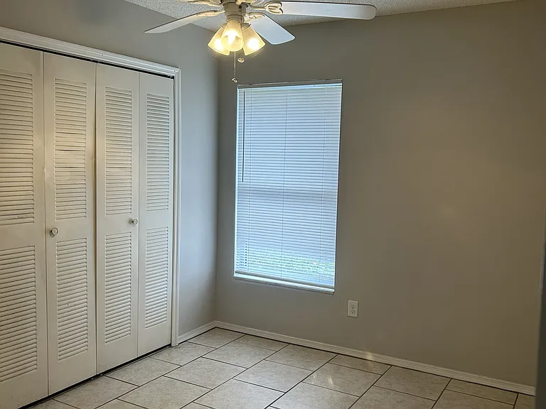 611 Palmetto Dr — Photo 8