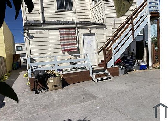 2nd image of 121A Schwerin St #121A