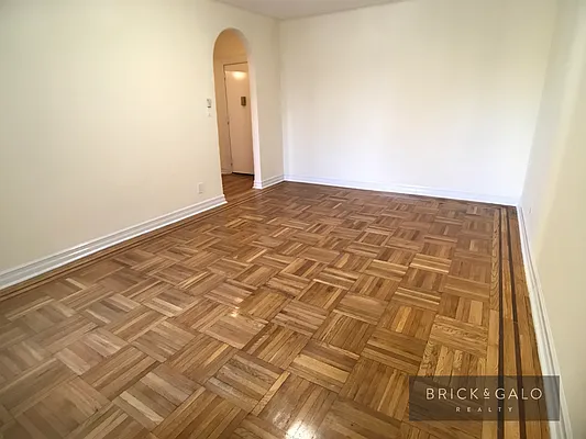 Rented by BRICK & GALO REALTY CORP | media 4