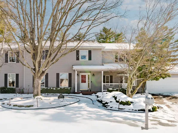 523 Nicholas Ct, Circleville, OH 43113