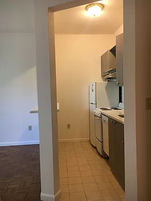 Rented by Grand & Co. | media 9