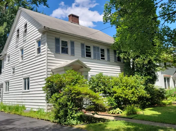 560 Gibson Ave, Kingston, PA 18704