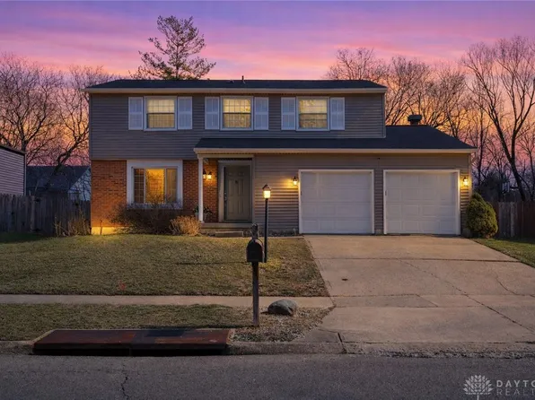 9636 Springwater Ln, Miamisburg, OH 45342